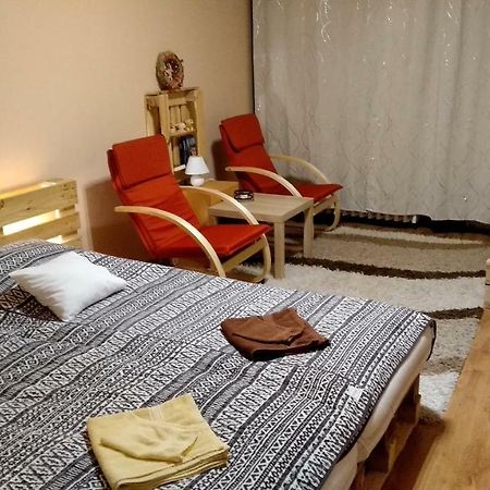 Gesztenyés Apartman Miskolc Exterior foto