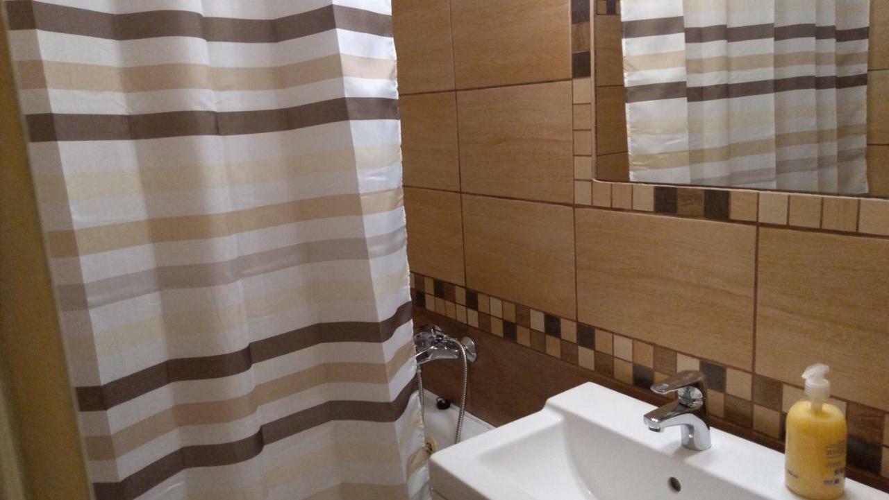 Gesztenyés Apartman Miskolc Exterior foto
