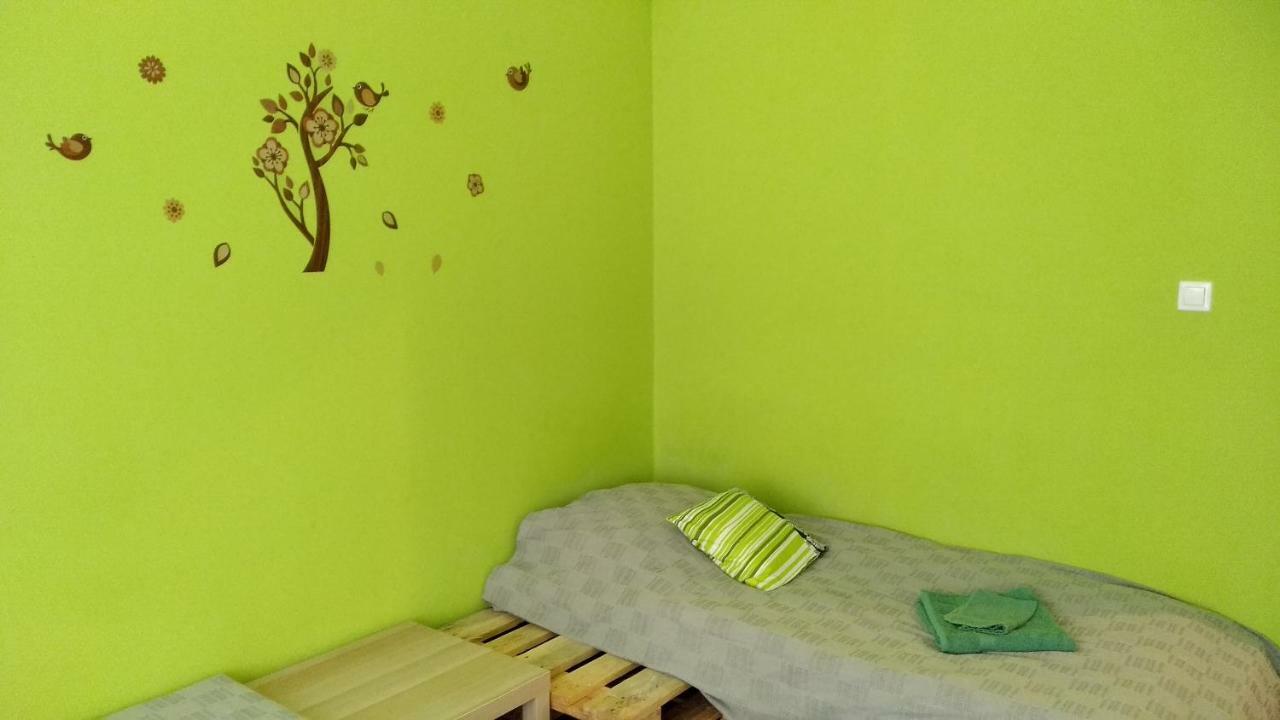 Gesztenyés Apartman Miskolc Exterior foto